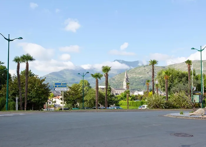Grand Avec Climatisation, Balcon Proche Gare Centre