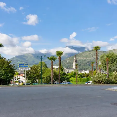 Grand Avec Climatisation, Balcon Proche Gare Centre Apartamento Lourdes