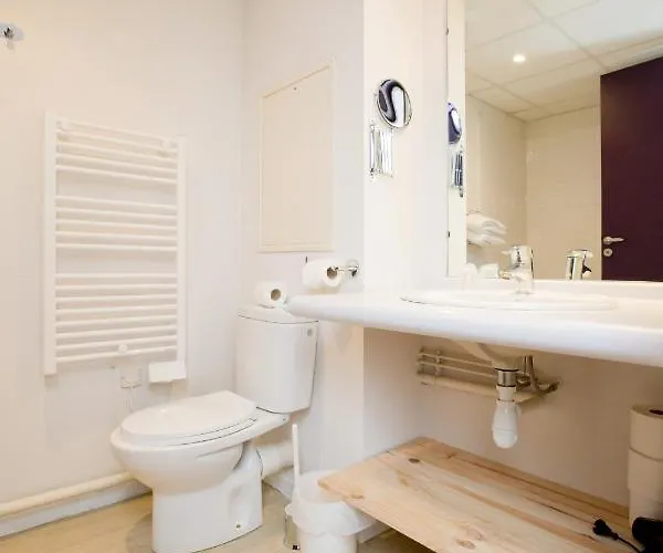 Grand Avec Climatisation, Balcon Proche Gare Centre Апартаменты